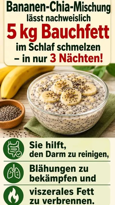Eine Glasschale mit cremigem Chia-Pudding, garniert mit Bananenscheiben, auf einem grünen Tuch angerichtet.