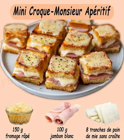Une assiette de mini croque-monsieur dorés avec les ingrédients de base présentés en dessous.